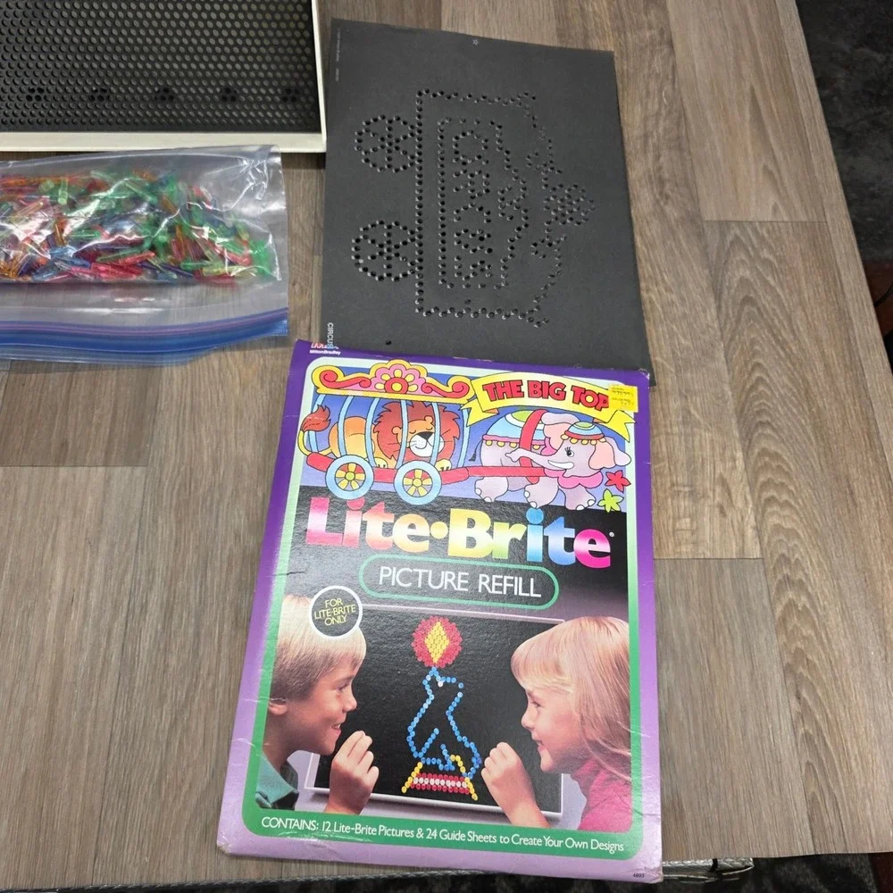 Vintage 1978 Hasbro Lite-Brite Light Box Toy Model 5455 with Pegs and Sheets